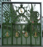 Sailors´Home Gate in Paradise Street          